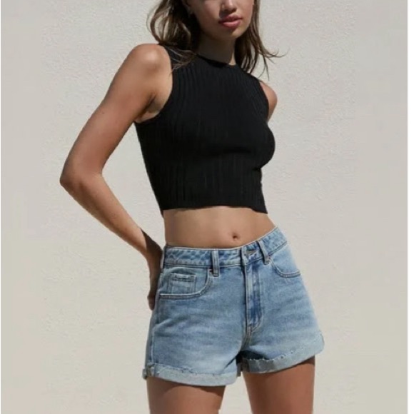 SOLD Hi-Rise Jean Shorts, Distressed, Boyfriend Midi, Acid Washed, NWT , 7/27 - Picture 9 of 9